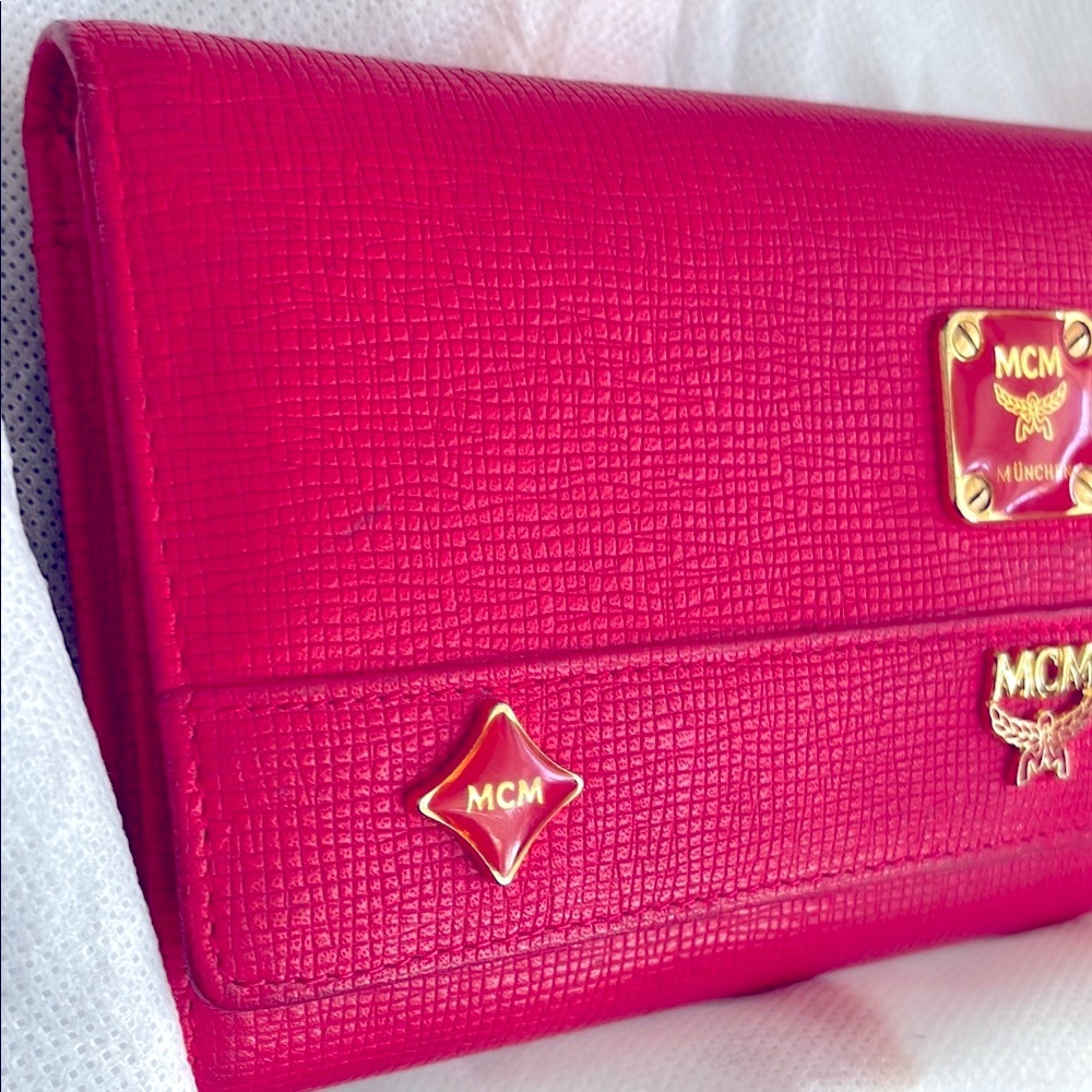 MCM Pink Leather Women's Bag